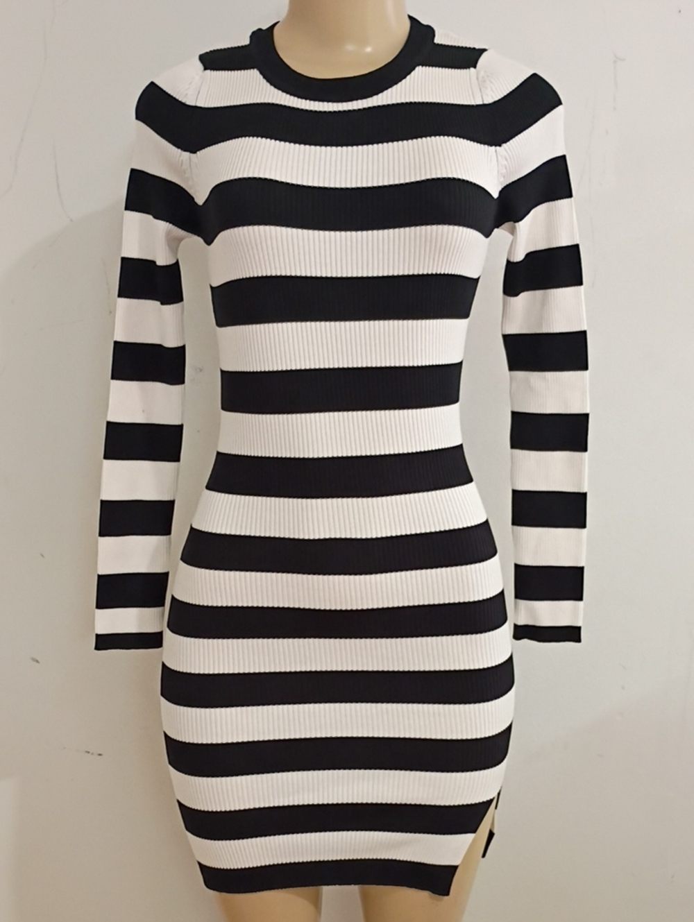 Black and White Striped Long Sleeve Bodycon Dress